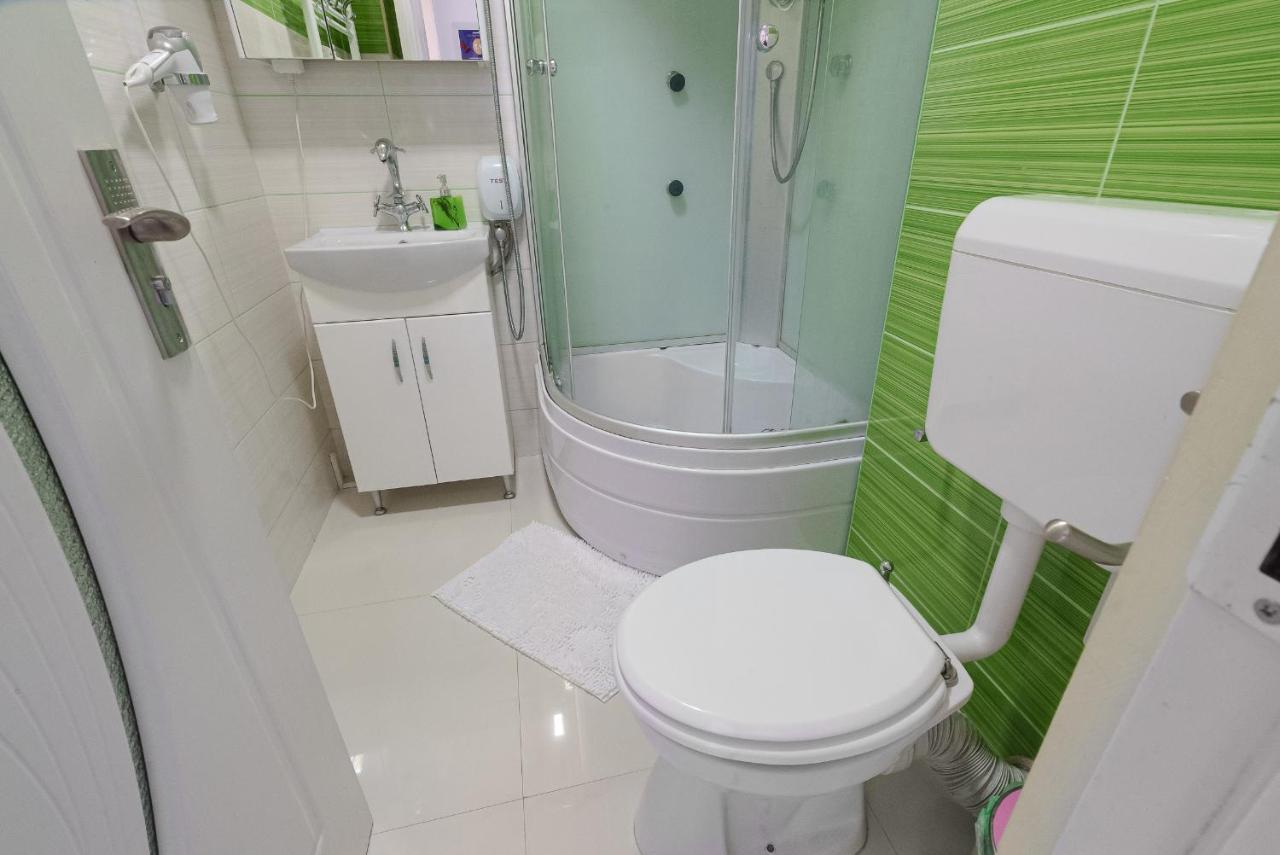 Stone Gate Apartment #1 Bucureşti Eksteriør bilde